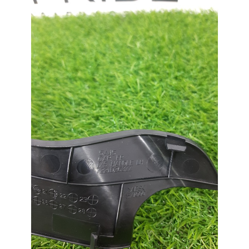 Накладка ручки внутренней (салон) Mitsubishi Outlander GM4W 2022 2.50 7221D263XA