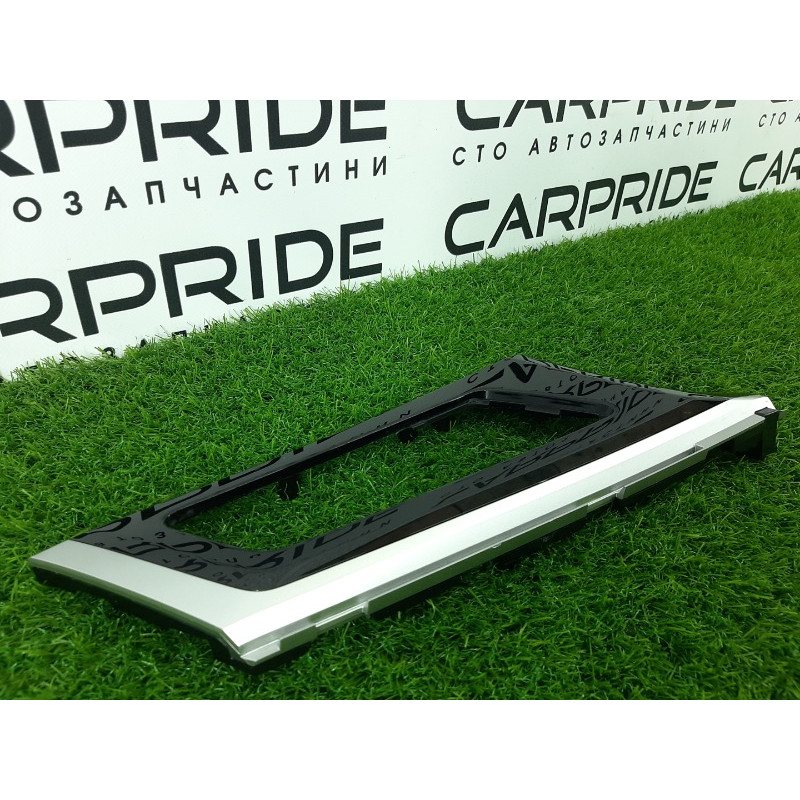 Декоративная накладка карты двери (салон) Mitsubishi Outlander GM4W 2022 2.50 809C0W000P