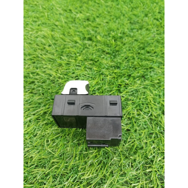 Кнопка стеклоподъемника (электрика / кнопки) Mitsubishi Outlander GM4W 2022 2.50 8608a477