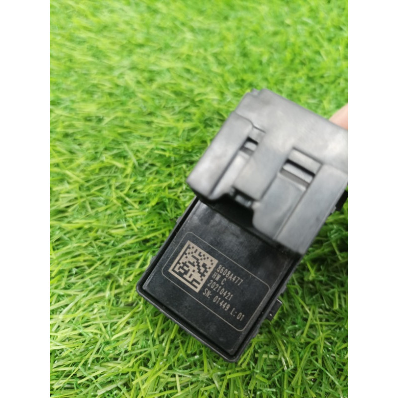 Кнопка стеклоподъемника (электрика / кнопки) Mitsubishi Outlander GM4W 2022 2.50 8608a477