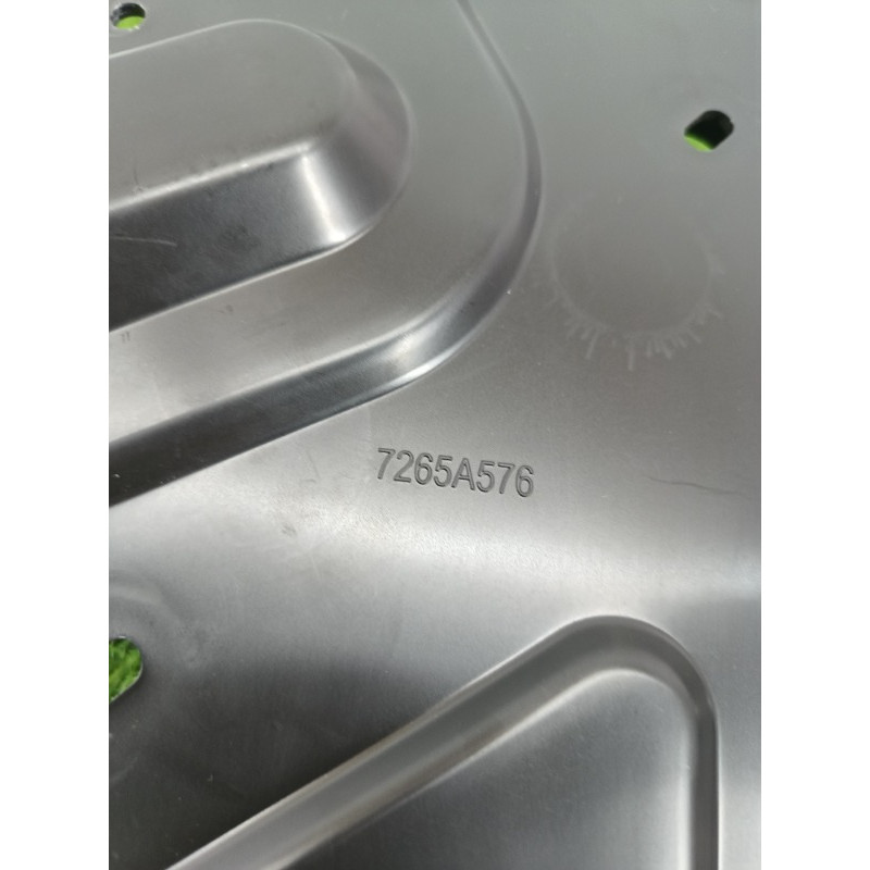 Накладка двери внутренняя (салон) Mitsubishi Outlander GM4W 2022 2.50 7265a576