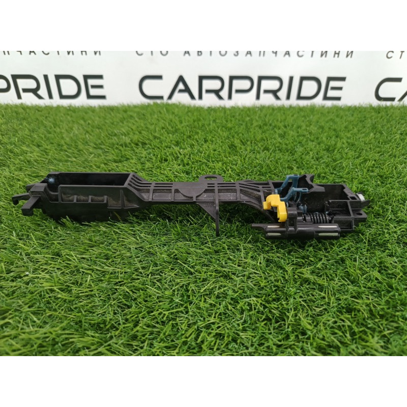 Кронштейн ручки двери (кузов и элементы) Mitsubishi Outlander GM4W 2022 2.50 5716A661