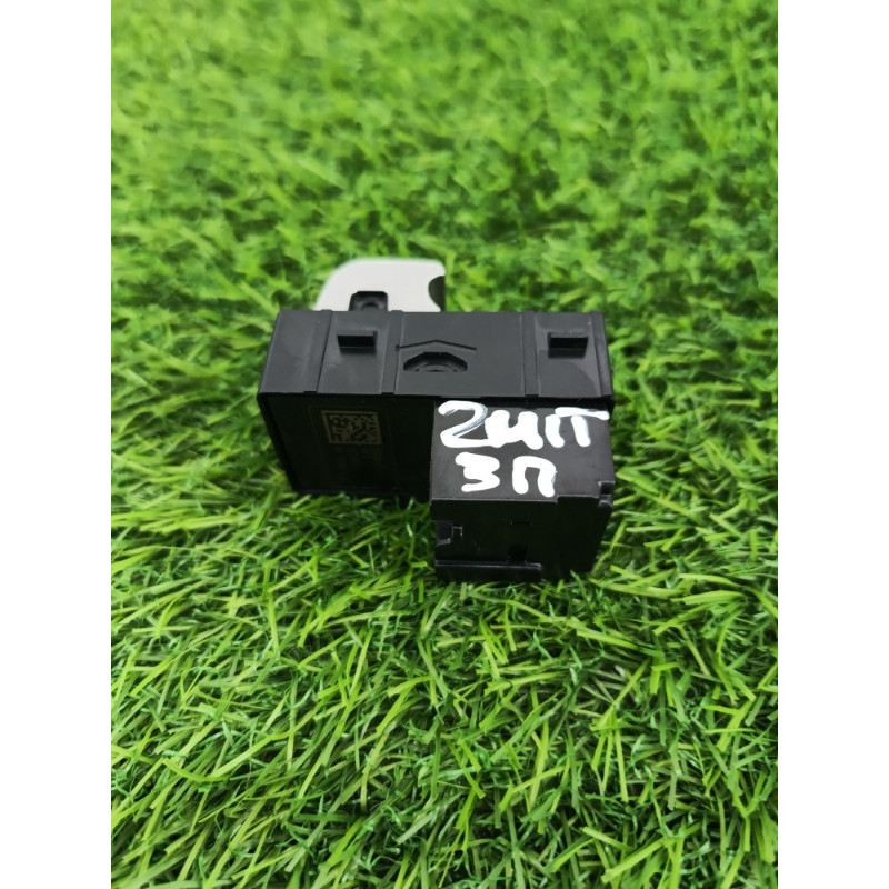 Кнопка стеклоподъемника (электрика / кнопки) Mitsubishi Outlander GM4W 2022 2.50 8608a477