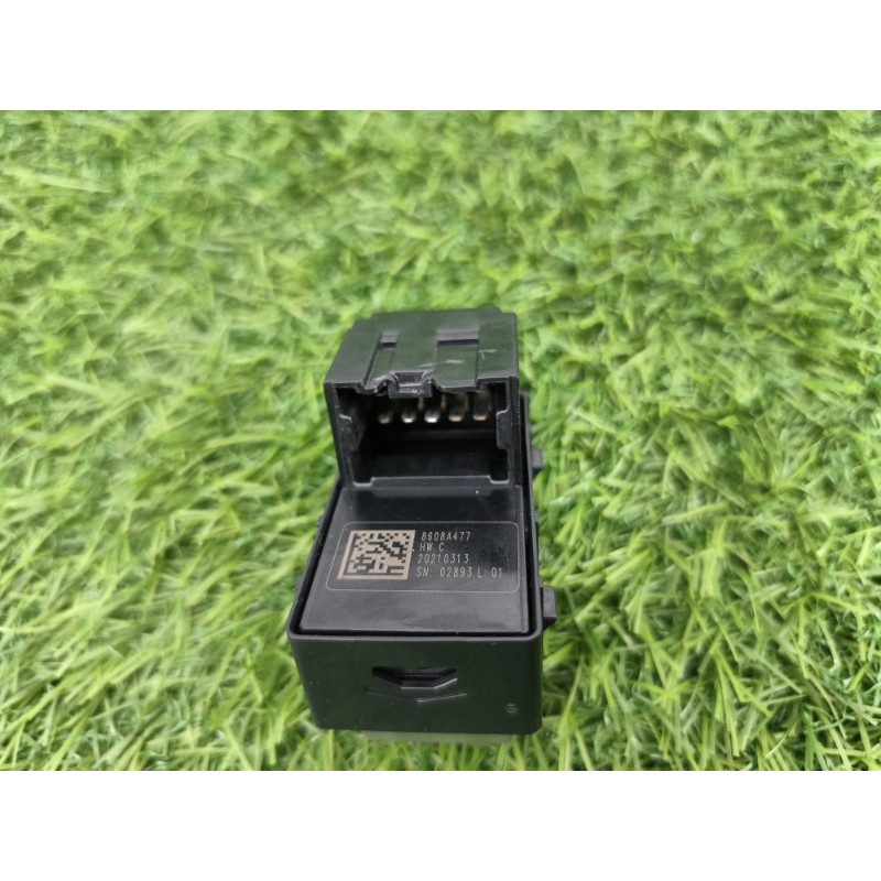 Кнопка стеклоподъемника (электрика / кнопки) Mitsubishi Outlander GM4W 2022 2.50 8608a477