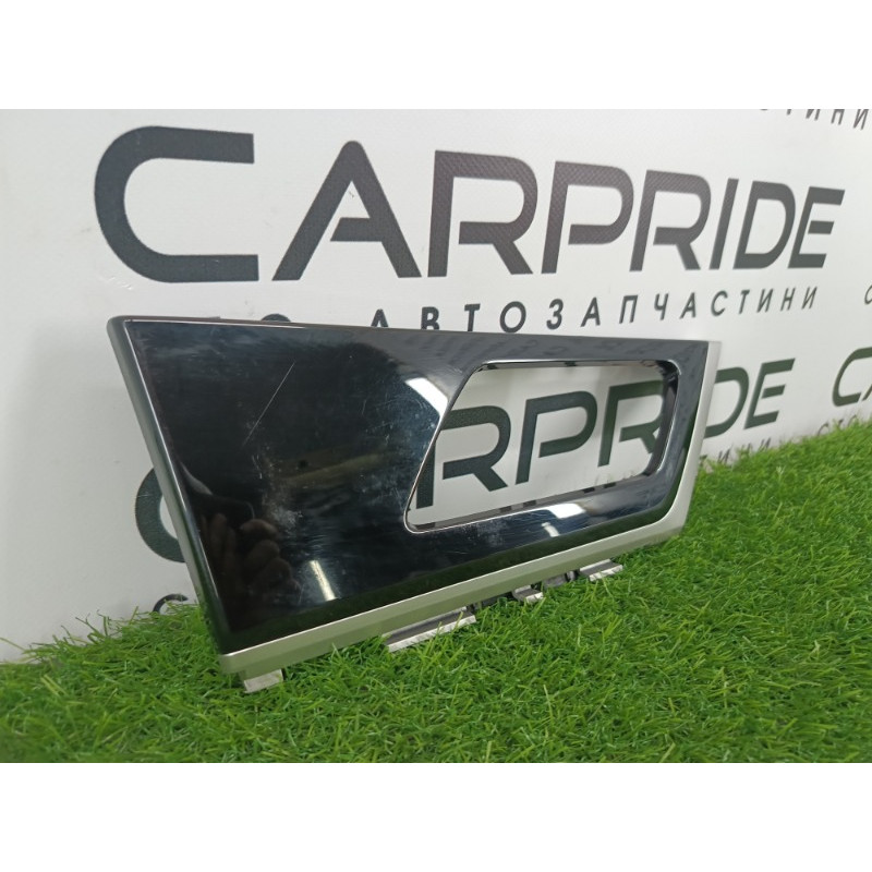 Декоративна накладка карти дверей (салон) Mitsubishi Outlander GM4W 2022 2.50