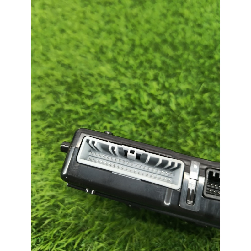 Блок управления климат-контролем (электрика / блок управления) Mitsubishi Outlander GM4W 2022 2.50 AX000069