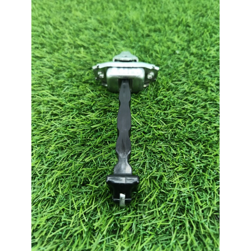 Ограничитель двери (кузов и элементы) Mitsubishi Outlander GM4W 2022 2.50 5732A173