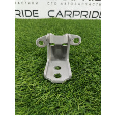 Петля двери