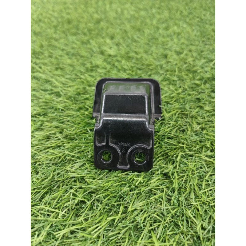 Отбойник крышки багажника (кузов и элементы) Mitsubishi Outlander GM4W 2022 2.50