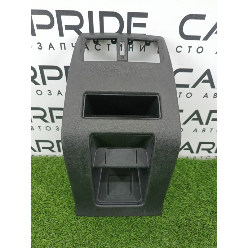 Накладка центральной консоли (салон) Mitsubishi Outlander GM4W 2022 2.50 8011C446XA