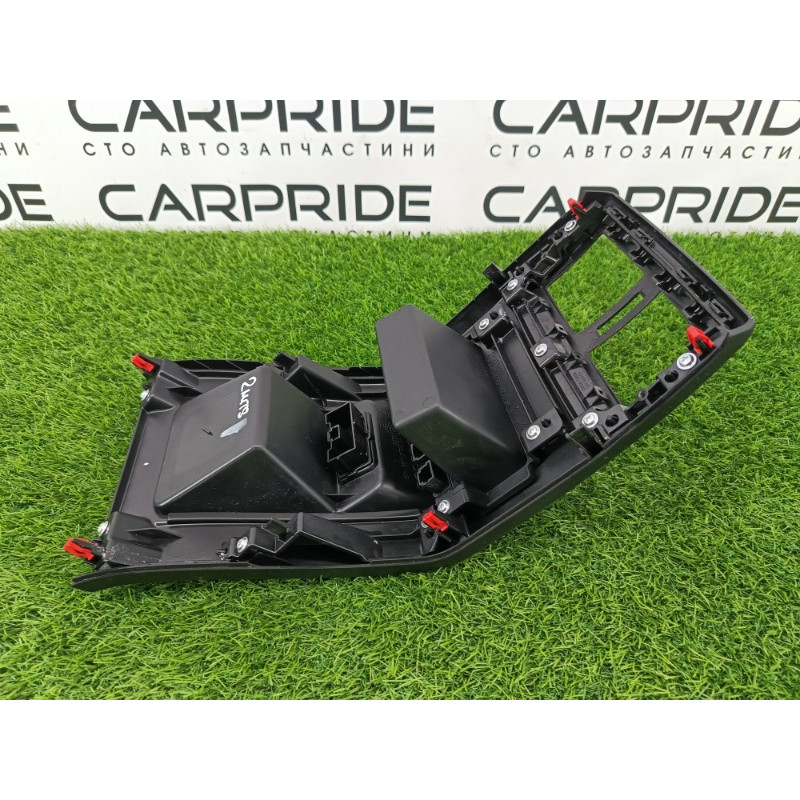 Накладка центральной консоли (салон) Mitsubishi Outlander GM4W 2022 2.50 8011C446XA