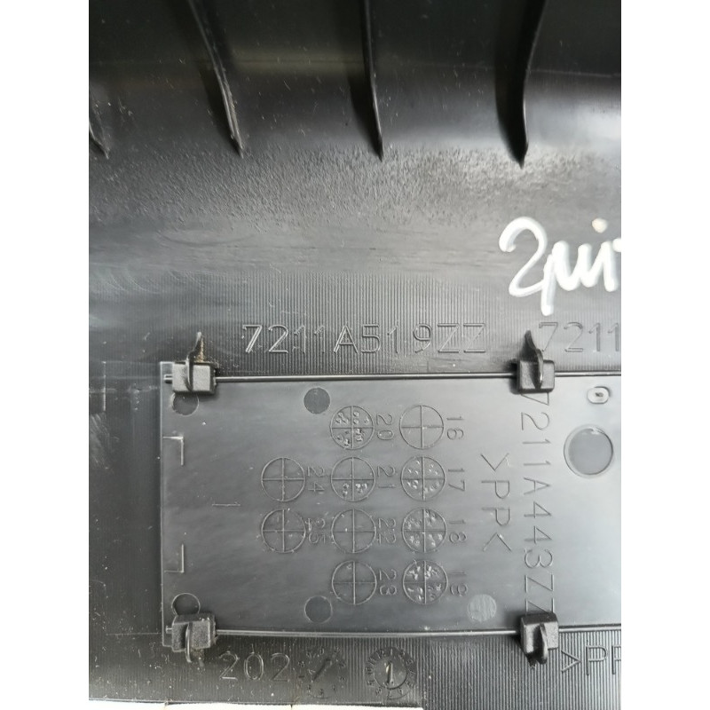 Верхня обшивка стійки (салон) Mitsubishi Outlander GM4W 2022 2.50 7211A529XA