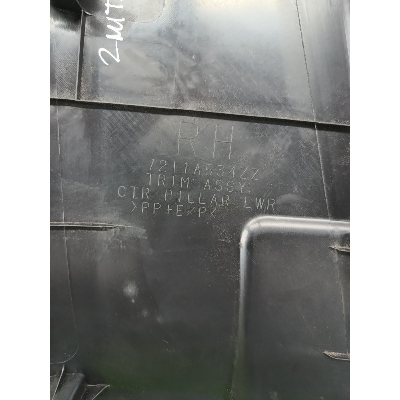 Обшивка стійки нижня (салон) Mitsubishi Outlander GM4W 2022 2.50 7211A534XA