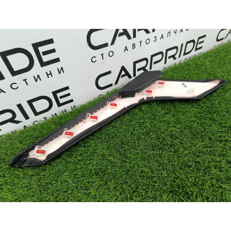 Накладка центральної консолі (салон) Mitsubishi Outlander GM4W 2022 2.50 8011C439XA