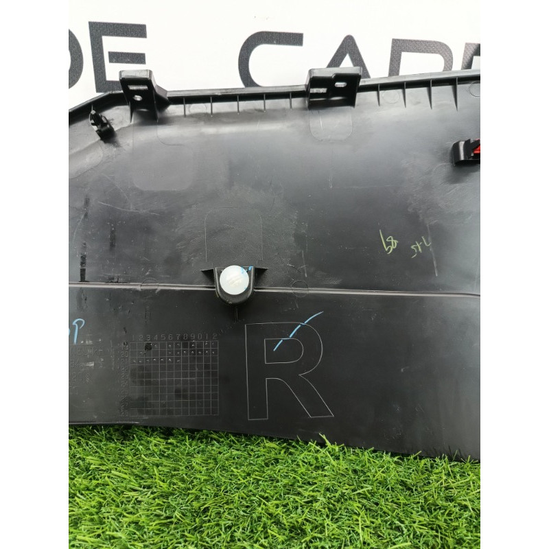 Накладка центральной консоли (салон) Mitsubishi Outlander GM4W 2022 2.50 8011C434XA