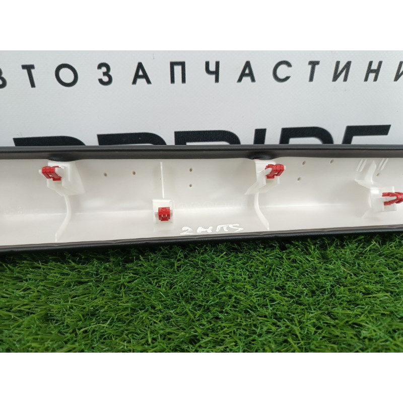 Декоративная накладка торпедо (салон) Mitsubishi Outlander GM4W 2022 2.50 8000B176XA