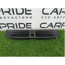 Решетка обдува лобового стекла