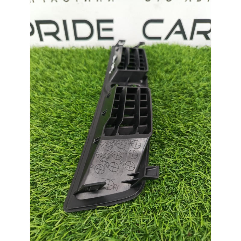 Решетка обдува лобового стекла (салон) Mitsubishi Outlander GM4W 2022 2.50 8002C973XA