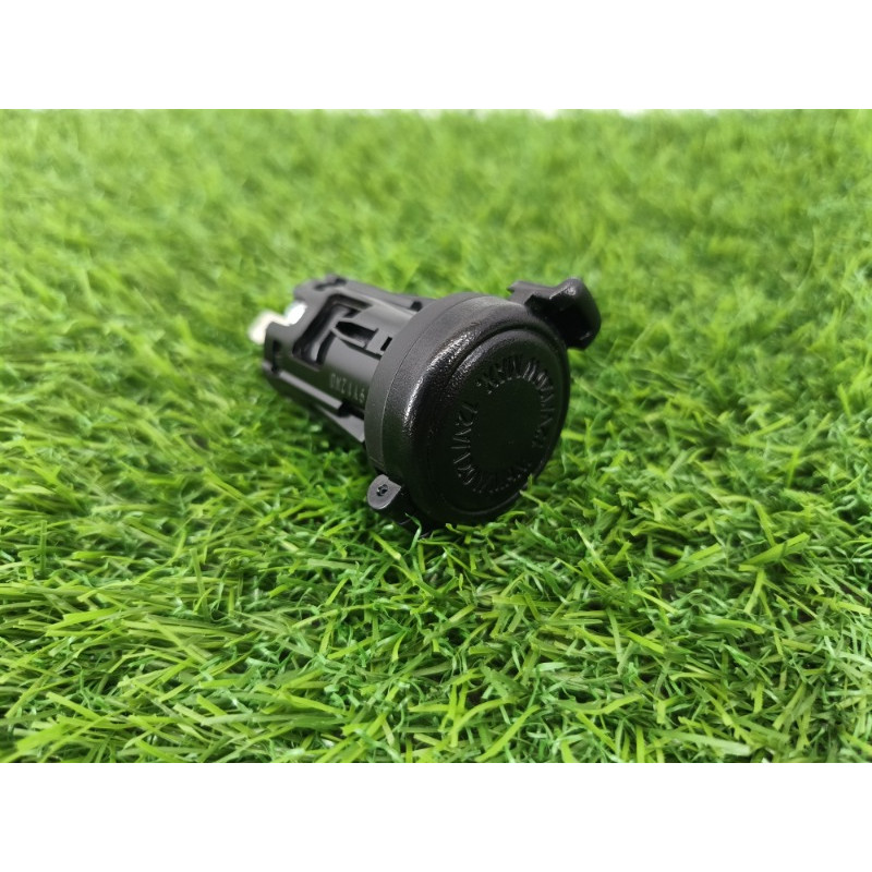 Розетка (электрика) Subaru Forester SK 2020 2.5 86711AL010