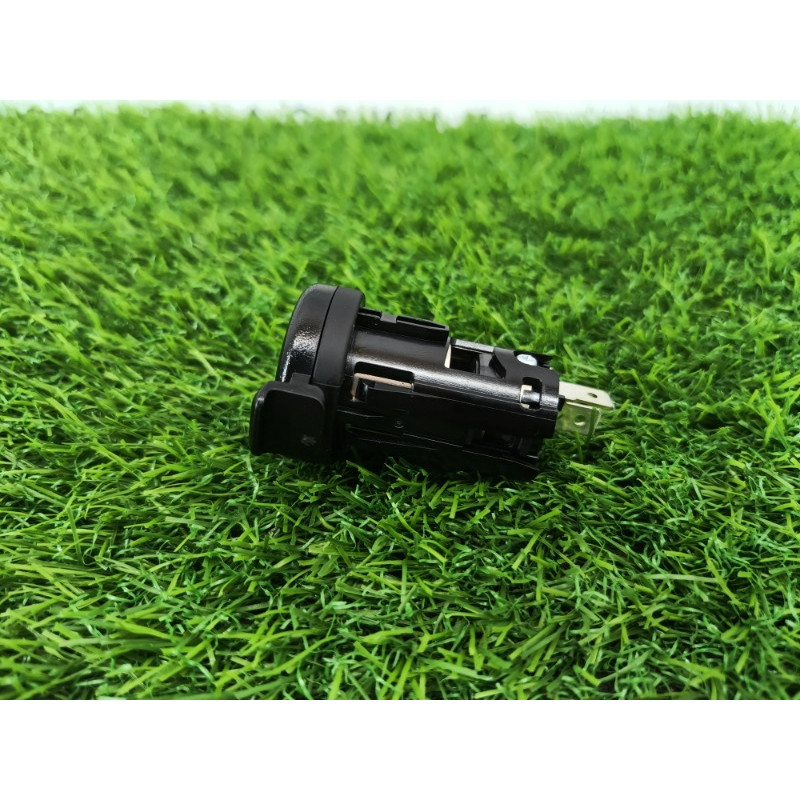 Розетка (электрика) Subaru Forester SK 2020 2.5 86711AL010