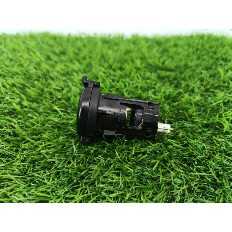 Розетка (электрика) Subaru Forester SK 2020 2.5 86711AL010