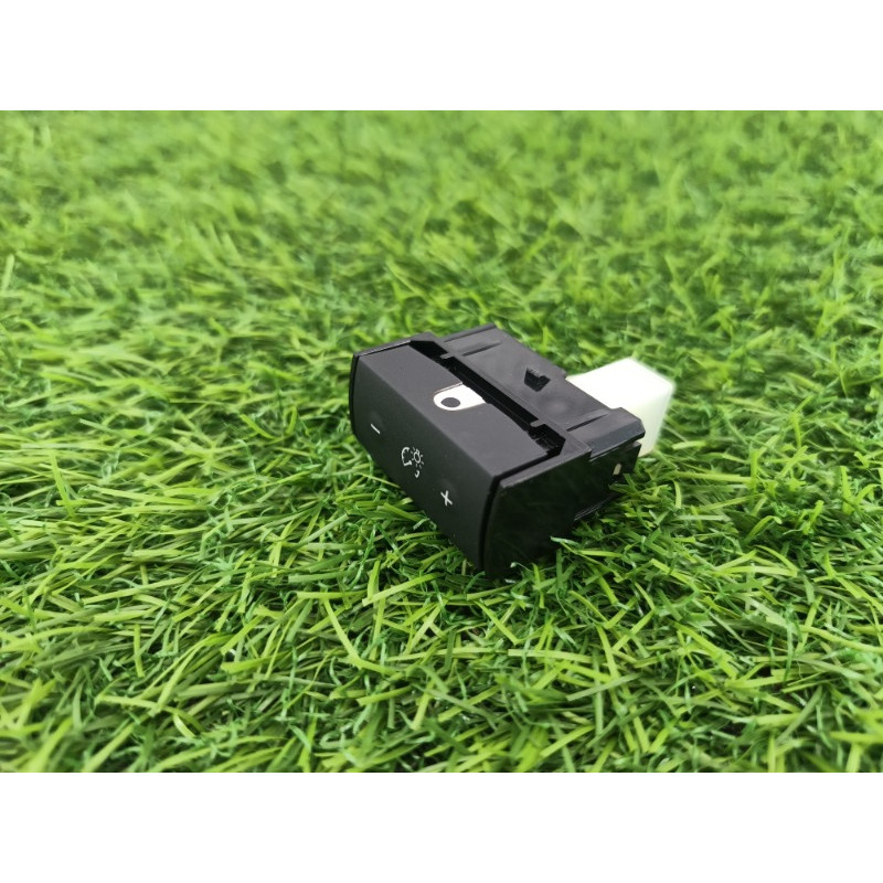 Кнопка освещения панели приборов (электрика / кнопки) Mitsubishi Outlander GM4W 2022 2.50 8610A255