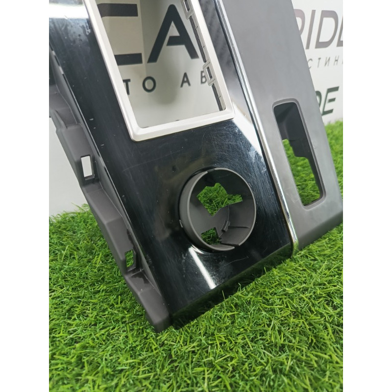 Накладка центральной консоли (салон) Mitsubishi Outlander GM4W 2022 2.50 8011C467XB