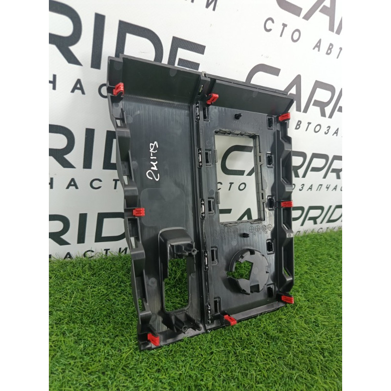 Накладка центральной консоли (салон) Mitsubishi Outlander GM4W 2022 2.50 8011C467XB