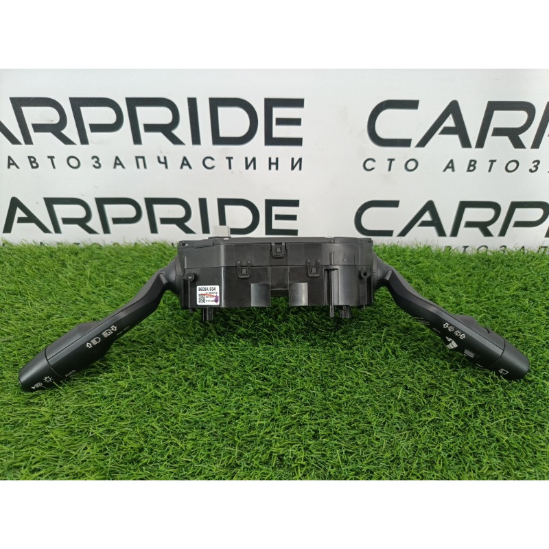 Блок подрулевых переключателей (электрика) Mitsubishi Outlander GM4W 2022 2.50 8600a934