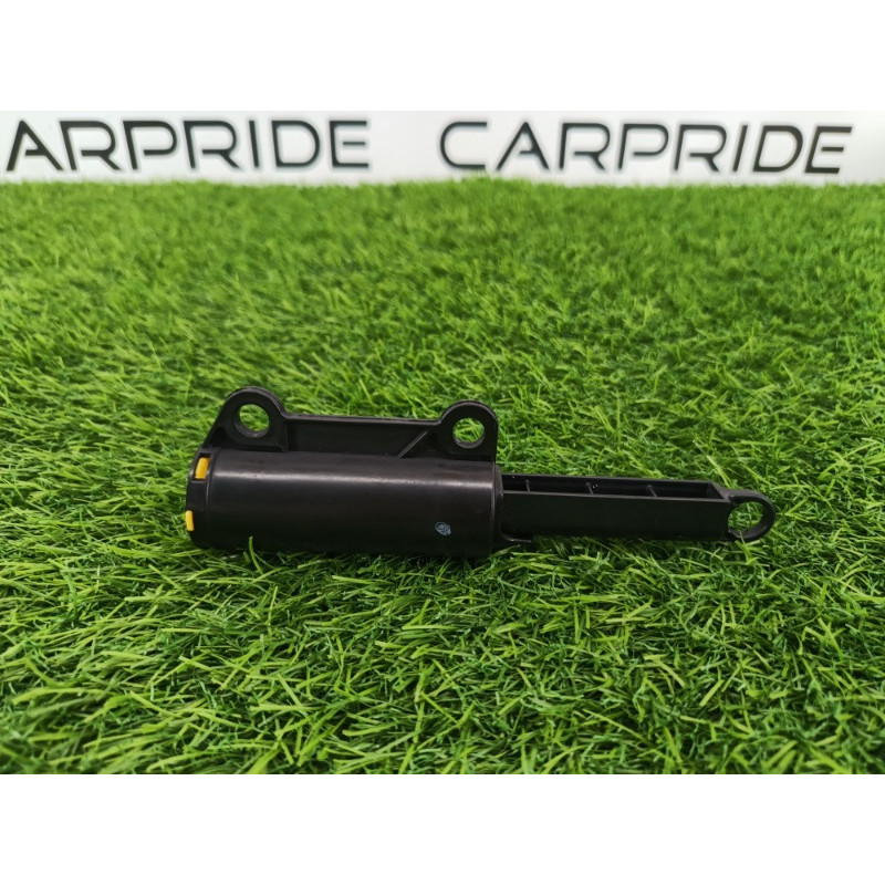 Амортизатор бардачка (салон) Mitsubishi Outlander GM4W 2022 2.50 8006A682