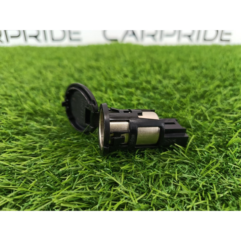 Розетка (электрика) Mitsubishi Outlander GM4W 2022 2.50 8773A046