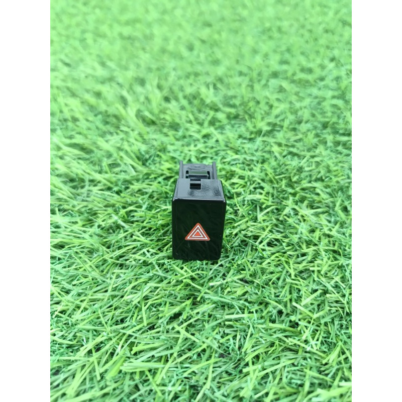 Кнопка аварийной сигнализации (электрика / кнопки) Mitsubishi Outlander GM4W 2022 2.50 8614A280