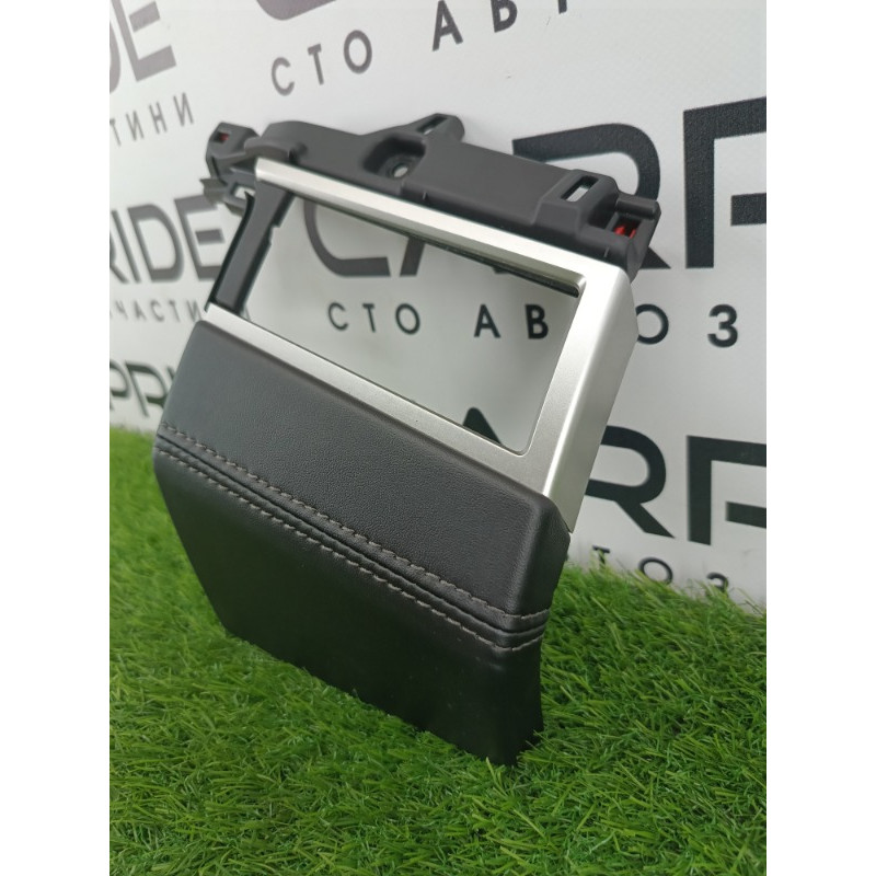 Декоративная накладка торпедо (салон) Mitsubishi Outlander GM4W 2022 2.50 8055A160XD