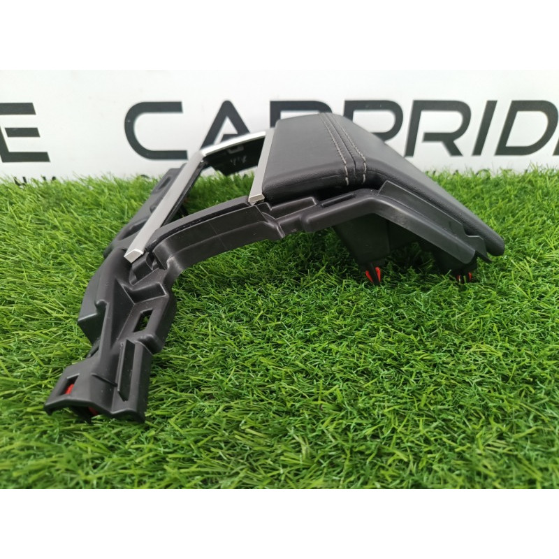 Декоративная накладка торпедо (салон) Mitsubishi Outlander GM4W 2022 2.50 8055A160XD