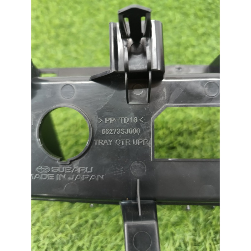 Накладка центральной консоли (салон) Subaru Forester SK 2020 2.5 66273sj000