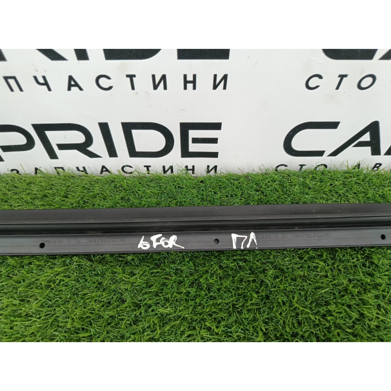 Уплотнитель проема двери (кузов и элементы) Subaru Forester SK 2020 2.5 63511SG100