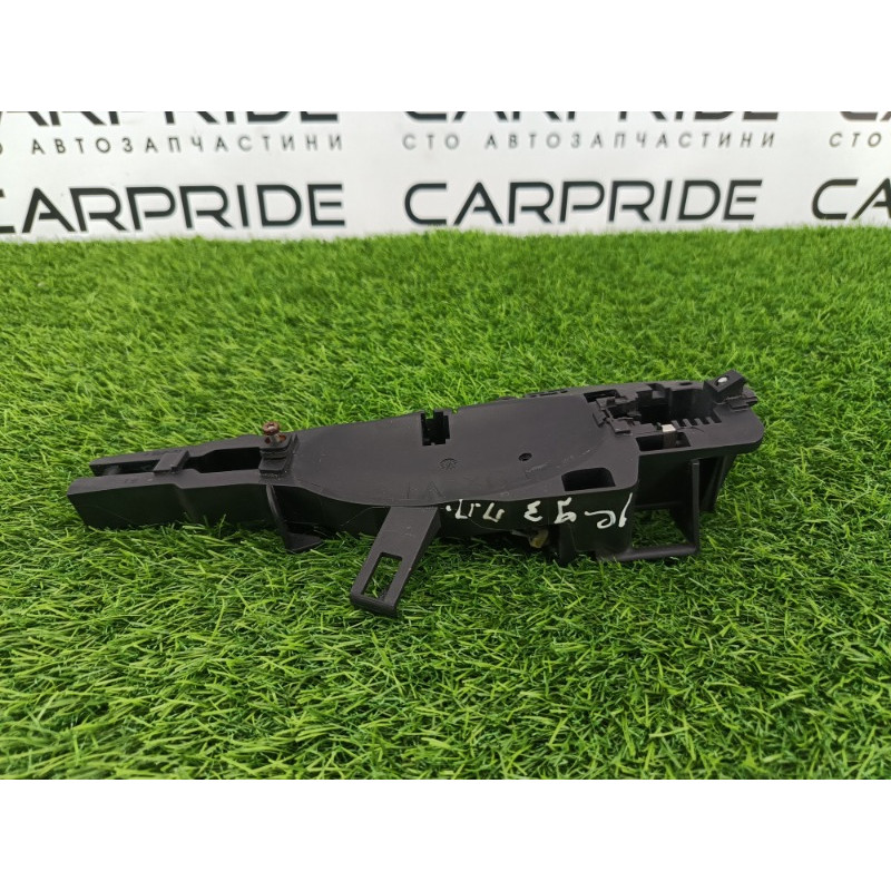 Кронштейн ручки двери (кузов и элементы) BMW 3-series E93 2010 3.0 N52 51227199836