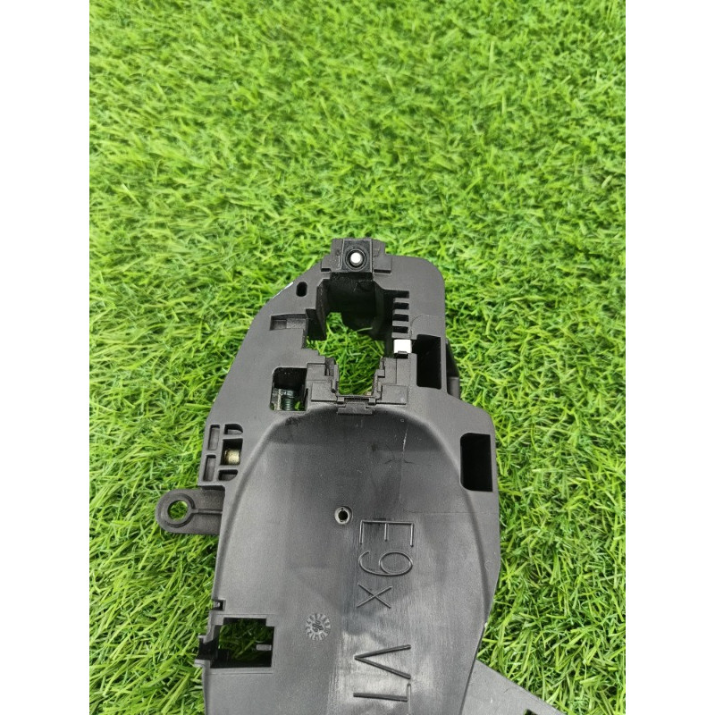 Кронштейн ручки двери (кузов и элементы) BMW 3-series E93 2010 3.0 N52 51227199836