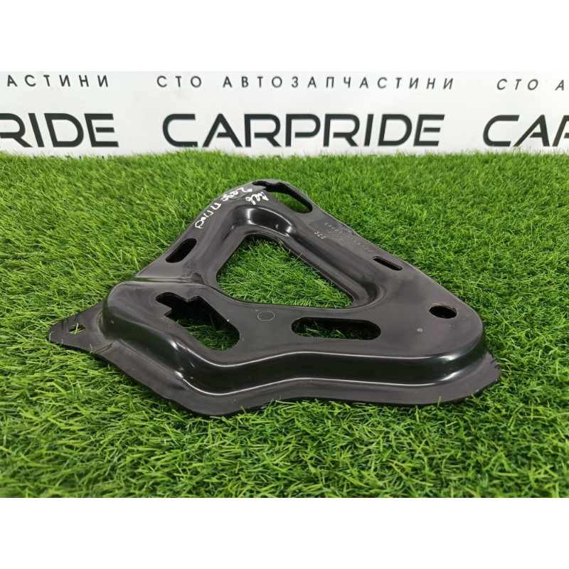 Кронштейн подрамника (подвеска) Ford ESCAPE MK4 2020 1.5 LX6Z 16060-A