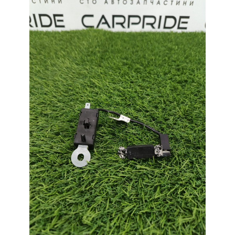 Усилитель антенны (электрика) Ford ESCAPE MK4 2020 1.5 LJ6Z18K891XB