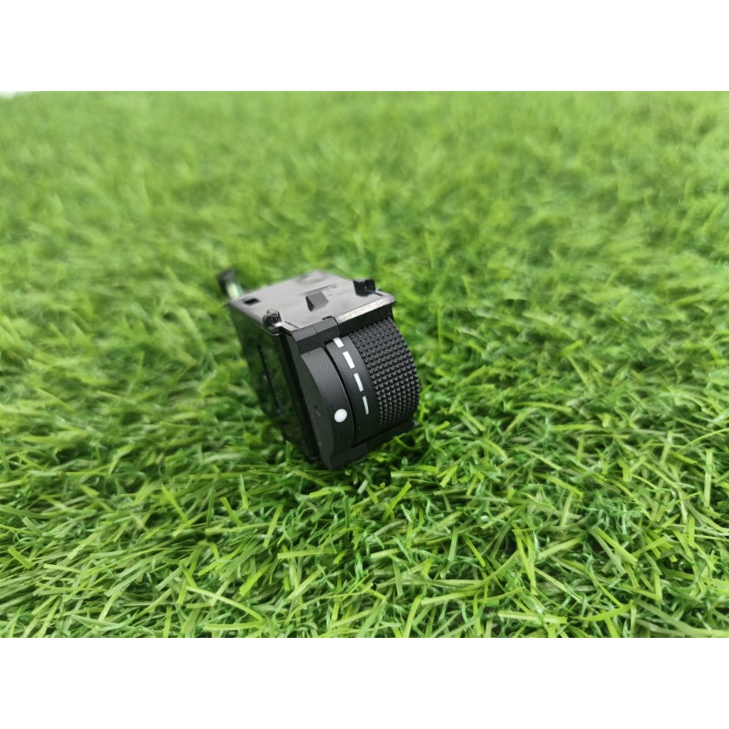 Кнопка освещения панели приборов (электрика / кнопки) Subaru Forester SK 2020 2.5 83002AL000