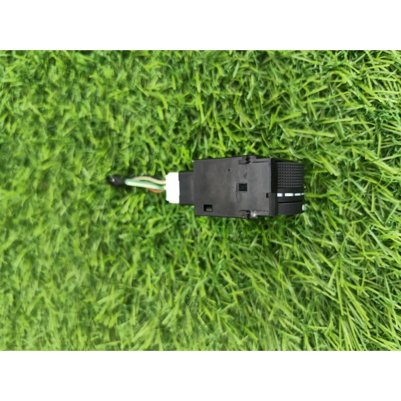 Кнопка освещения панели приборов (электрика / кнопки) Subaru Forester SK 2020 2.5 83002AL000