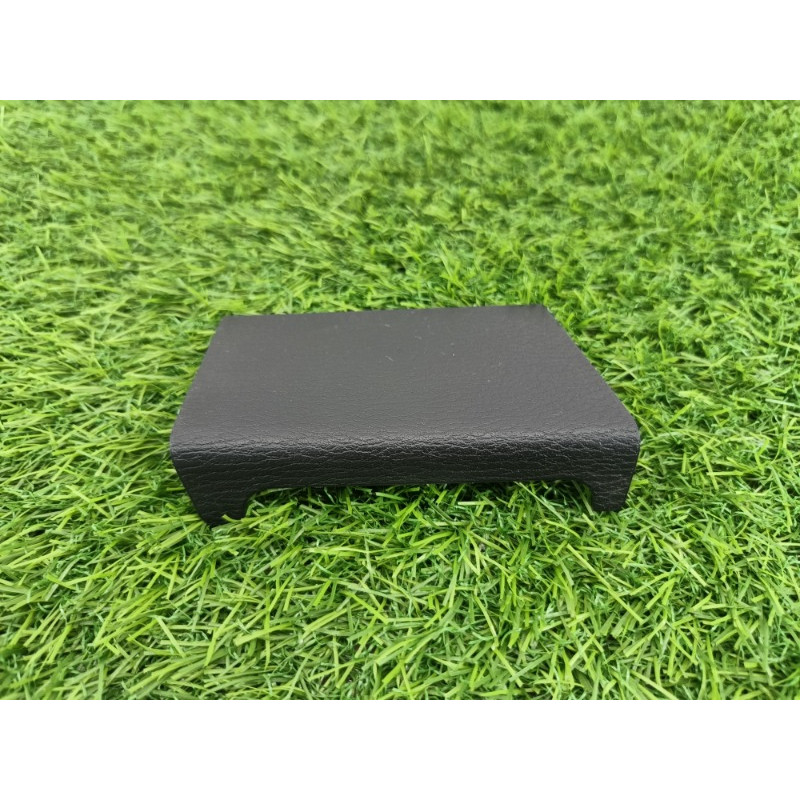 Заглушка центральной стойки (салон) Mitsubishi Outlander GM4W 2022 2.50 7211a538xa