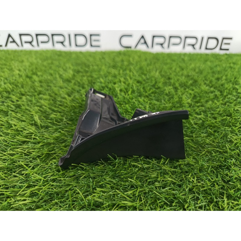 Накладка фонаря заднего (кузов и элементы) Mitsubishi Outlander GM4W 2022 2.50 5817a405