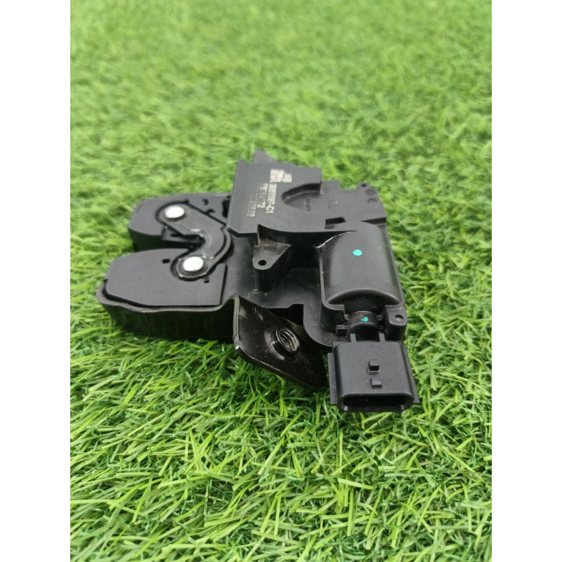 Замок багажника (кузов и элементы) Mitsubishi Outlander GM4W 2022 2.50 5808A172