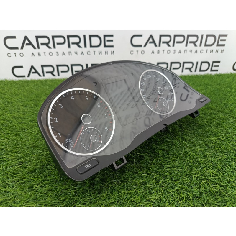 Панель приборов (салон) Volkswagen Tiguan 5N 2011 1.4 CAVA 5N0920871A