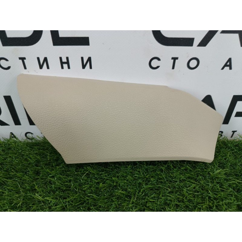 Накладка торпедо нижня (салон) Audi Q7 4M 2015 3.0 CRE 4m1863280
