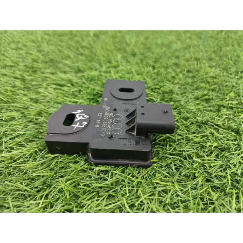 Датчик уровня топлива (электрика / датчики) Audi Q7 4M 2015 3.0 CRE 8k0906651c