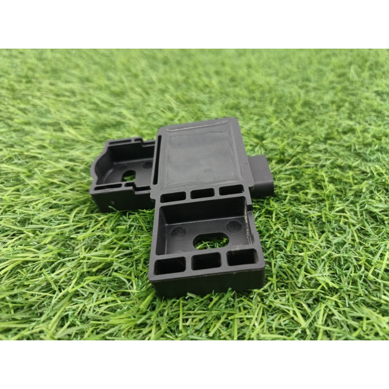 Датчик уровня топлива (электрика / датчики) Audi Q7 4M 2015 3.0 CRE 8k0906651c