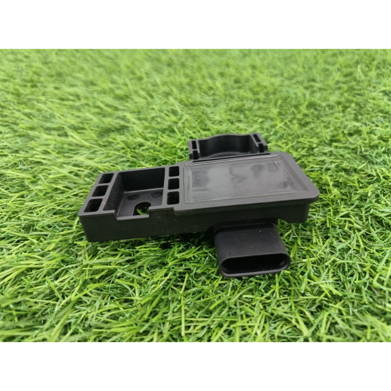 Датчик уровня топлива (электрика / датчики) Audi Q7 4M 2015 3.0 CRE 8k0906651c